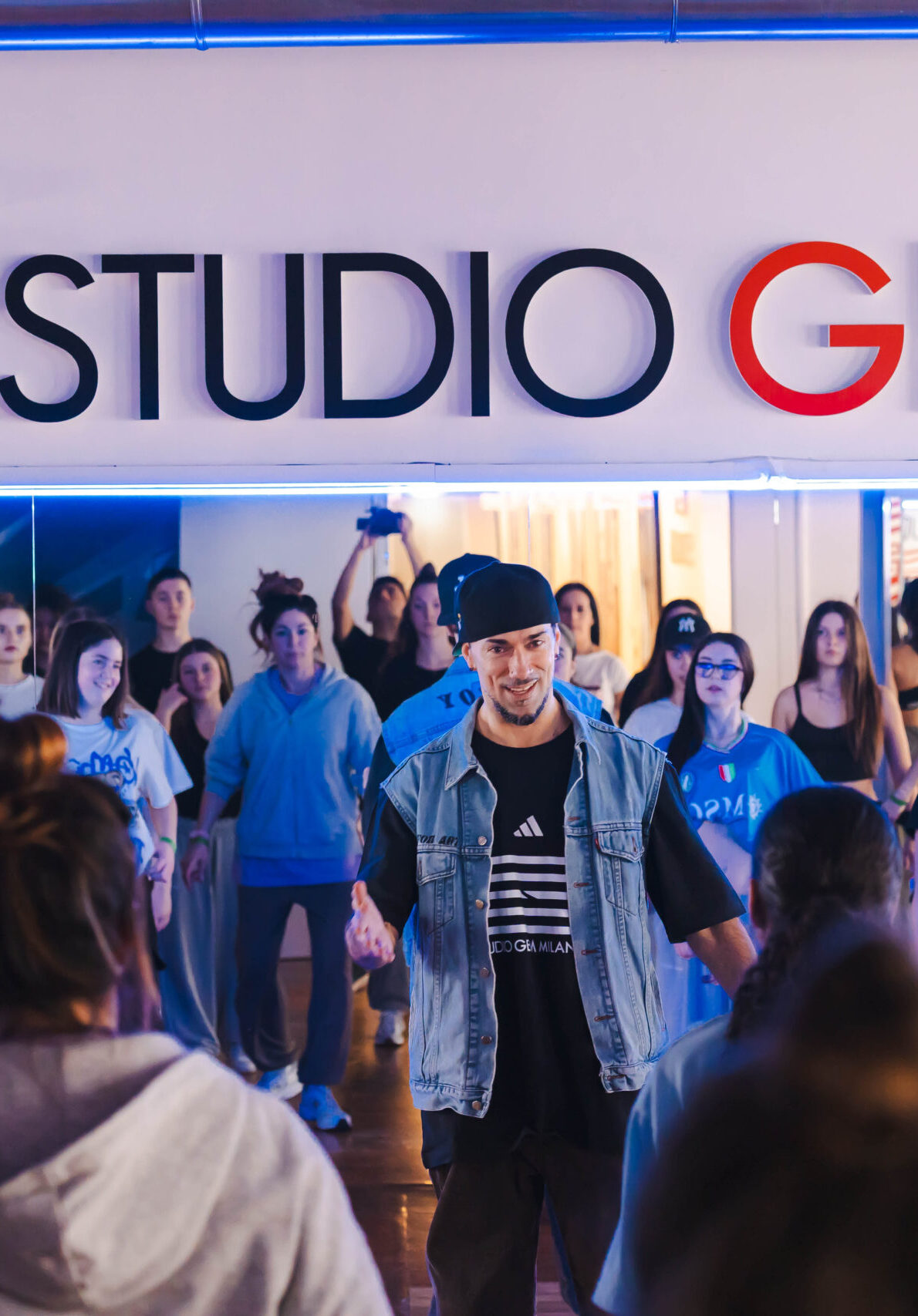 WorkShop Hip Hop Emanuel Lo 20269 scaled e1771926413604 | Studio Gem